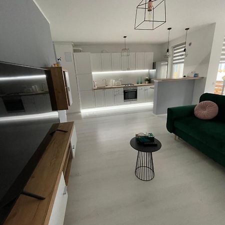 Appartamento Apartament Bella Târgu-Mureş Esterno foto