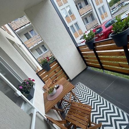 Appartamento Apartament Bella Târgu-Mureş Esterno foto